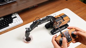 34 reactions | 朗朗This mini 2.4Ghz 11-channel RC remote control excavator toy construction bulldozer dump truck alloy vehicle can help you complete various tasks perfectly! GET YOURS HERE: https://reurl.cc/x3lgpN | Usefulcasetifys | Facebook