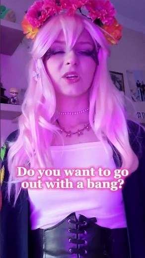 dangerous lizzie... #ldshadowlady #lastlife #minecraft #bigb #hermitcraft #cosplay