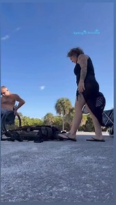 170 reactions | Doing a little beach time while we’re off for the...