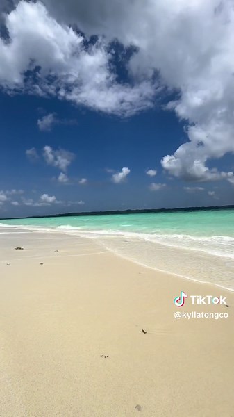 Exploring the Stunning Beaches of Patnanungan, Quezon