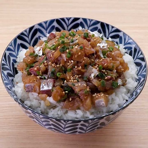 簡単おいしい！ アジのたたき丼のレシピ動画・作り方 | デリッシュキッチン