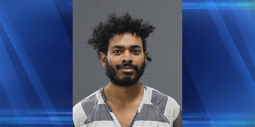 Sioux Falls man arrested, charged with murder after weekend stabbing