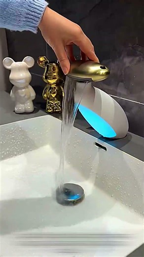 Rotation Valve Mechanism on Multifunctional Faucet