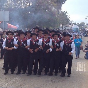 Cante Alentejano, a traditional form of music in the Alentejo that relies solely on polyphonic singing, is considered Intangible Cultural Heritage by Unesco. Ao vivo de Serpa 5 Abril 2015. | LISBOA Live