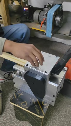 Compact Mini Planer for Woodworking Enthusiasts