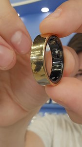 2.1M views · 36K reactions | SAMSUNG GALAXY RING, ES OFICIAL!  Viene a sumarse al ecosistema de la marca ofreciendo funciones con inteligencia artificial. ¿Qué color comprarías? #samsung #samsunggalaxy #galaxyring | Mau Lozano Tech | Facebook