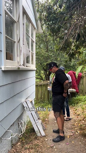 223K views · 7.7K reactions | That’s how we get into our houses apparently whānau 臘‍♂️ | Cuzzy Trexx | Facebook