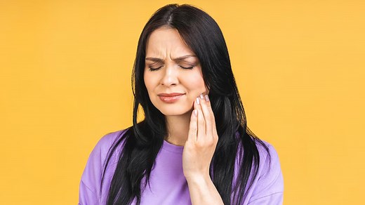 Dealing With Wisdom Tooth Pain? Here Are Its Causes And Effective Remedies To Alleviate The Pain