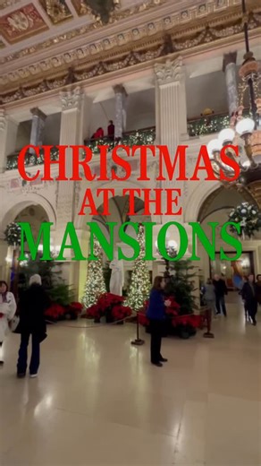 Beautiful Christmas at the Mansions ☃️🎄❄️ Join us for Christmas at the Mansions tour: -Chateau Sur Mer -The Elms -Marble House -The Breakers Use Code: sleighbells 🎄 for that holiday discount! Visit: experienceri.com/little-rhody/ to learn more… Or Give us a call! 📞 We are happy to help! | Experience Rhode Island