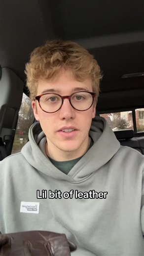 Don’t wear your gloves outside. #gloving | Leather Gloves