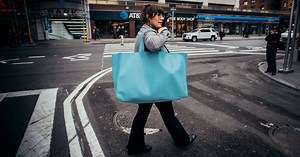 The Best And Worst Bags And Purses For Your Back