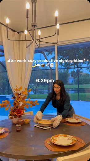 ANA♡ on Instagram: "after work cozy productive night routine 🌙☁️✨ unwinding after a long work day with a cozy, productive reset 🕯️ unloading groceries, cleaning the kitchen, vacuum + mop, folding laundry, and cooking a warm chicken pie for a rainy night🥧. after dinner it’s all about self-care: everything shower, skincare, fresh pjs, hair care, sleepy pillow spray & a cozy movie in bed ✨ the perfect way to end the night 💗 #afterworkroutine #cozyaesthetic #productiveroutine #nightroutine #soft