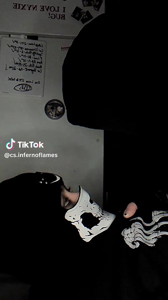 Masked Couple Cosplay: A Unique BookTok Experience