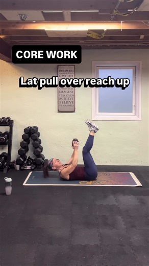 Let’s work that core. Lat pull over reach up Weighted arm hold alternate leg drop Weighted straight leg straight arm sit up Lat pull over marching glute bridge Bicycles 30 seconds of work 10 seconds rest 3 rounds #workout #core #fitover40