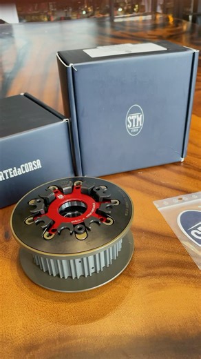 2.2K views · 30 reactions | @stmitaly Street Wet Slipper Clucth...