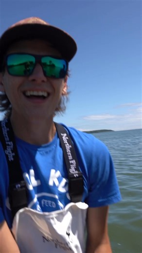 27K views · 290 reactions | The Tomahawk technique ForceFeedem.com #forcefeedem #bowfishing #fishing | Force Feed'em | Facebook