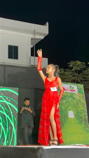 ✅Modelling show//modeling🌱//walk💫#shorts #youtubeshorts