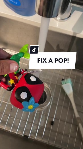 Fixing Bent Funko Pops with Lightsabers!