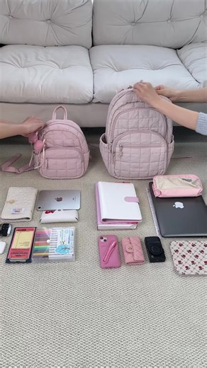 Me and my sis bag collection 😍To meet the needs of girls of different heights 👫#bagsmart #backpack #bagcollection #minibag #packwithme #whatsinmybag