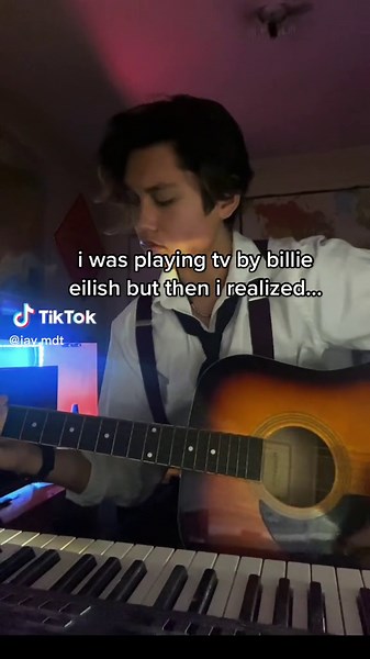 Conan Gray's Astronomy & Billie Eilish's TV - Same Chords?