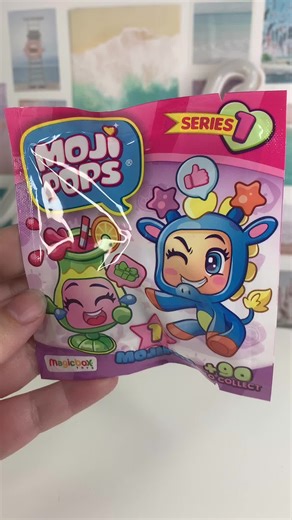 Discover the Fun of Moji Pops Series 1!
