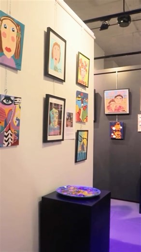 MUSA ART GALLERY • LOUNGE • CAFE on Instagram: "Esta semana tuvimos el honor de presentar la exposición de arte de los talentosos niños y jóvenes de la Fundación Inclusive. 🖼️💛 Un proyecto que nos llenó de emoción y aprendizaje, celebrando la diversidad, la creatividad y la inclusión a través del arte. Cada obra refleja una historia única y un corazón lleno de expresión. ✨ Nos sentimos profundamente agradecidos por haber compartido este espacio lleno de sensibilidad y talento. 💫 Los invitamos