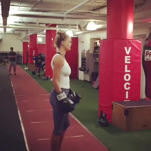 Hilarious Gym Video Mishap | Kelly Rohrbach