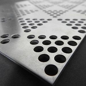 [Hot Item] Stainless Steel / Aluminum Perforated Metal Sheet Mesh