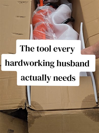 Making hard work a little easier around the homestead 💪 this tool saves time, energy, and your back when you’re digging fence posts or planting #homesteadlife #gardentools #diyprojects #countryliving #tiktokshopfinds