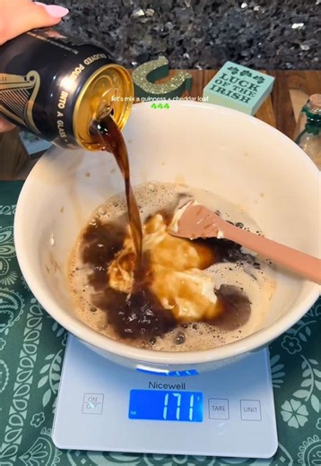 Delicious Guinness and Cheddar Sourdough Bread Recipe
