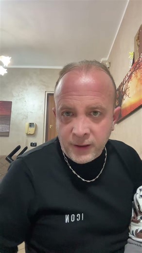 Chi troppo vuole nulla stringe eh🤷‍♀️🤦‍♀️❤️