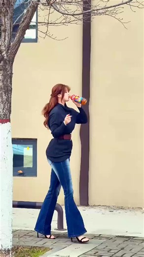 Fashion Visual Effects Insights in Ultra HD