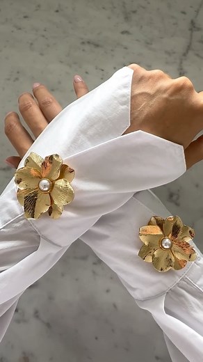 Click. Shine. Repeat. ✨ Meet the Gina flower🤍 | Button Amsterdam