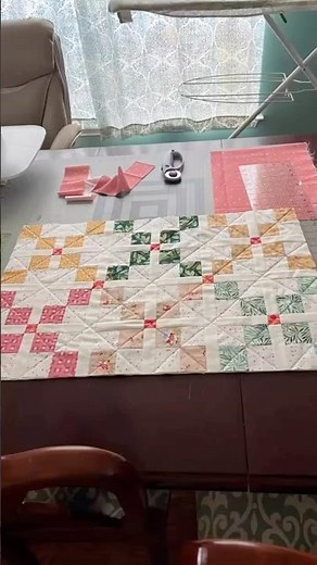 Made my mom a quadrangle pillow sham to go with the Songsparrow quilt I made her for Mother’s Day.