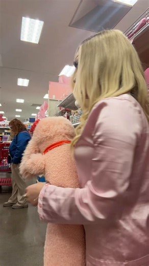 This is your sign to go do a valentines photoshoot at target !! 😩😩 #fyp #valentinesday #photoshoot #target