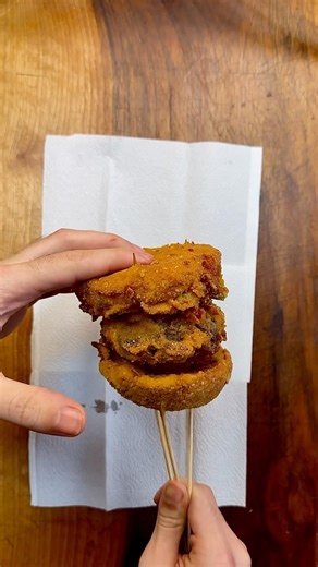 This Burger Crunch is INSANE 🔥 #satisfying #cooking