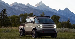 Canoo domesticates army LTV into multifunctional convertible e-pickup