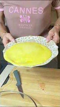 Omelette with strawberries, full recipe on the WSPOLNE COOTOWANIE channel