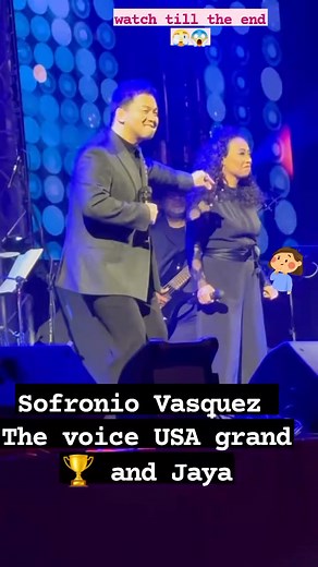 Two soulful voices, one timeless song. 🎤✨ SOFRONIO VASQUEZ x JAYA — Every Step You Take . The two legends share one stage. #SofronioVasquez #TheVoice #usa #usareels #jaya #thelegends #singer #concert #celebrity #highlights2025 #reelsviral | Ann GP