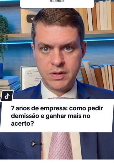 Você decidiu que é hora de encerrar o ciclo de 7 anos na empresa mas está preocupado com o que vai sobrar no seu bolso ao pedir as contas? Ao pedir demissão por iniciativa própria saiba que você tem direito ao saldo de salário dos dias trabalhados, ao 13º salário proporcional e às férias vencidas e proporcionais com acréscimo de 1/3. Porém você perde o direito ao saque do FGTS, à multa de 40% e ao seguro-desemprego. Por isso a estratégia no momento do pedido é fundamental para não deixar dinheir