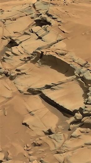 Strange Mars Rock Formation Looks Like a House On the surface of Mars, an unusual rock formation was captured that looks like a mud house. Scientists suggest such shapes may form from wind erosion, volcanic activity, or ancient water flow. But the structure’s striking resemblance to something built by hand sparks curiosity could it be just a natural formation, or does it hint at the mysteries of Mars’ past? 👀✨ Every picture from the Red Planet raises new questions about whether life or civiliza