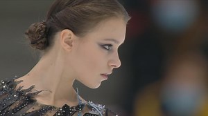 European Championships: Anna Shcherbakova falls in short