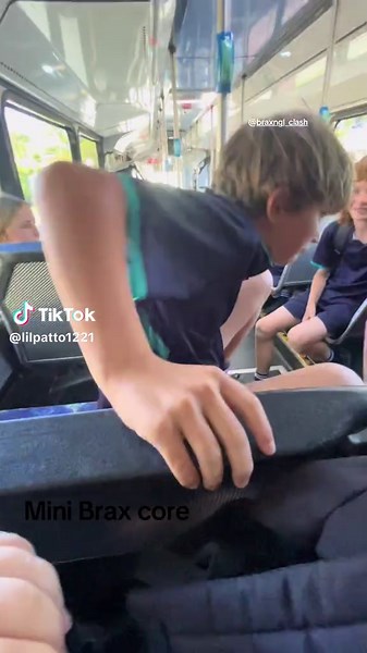 @braxngl_clash | clash mini