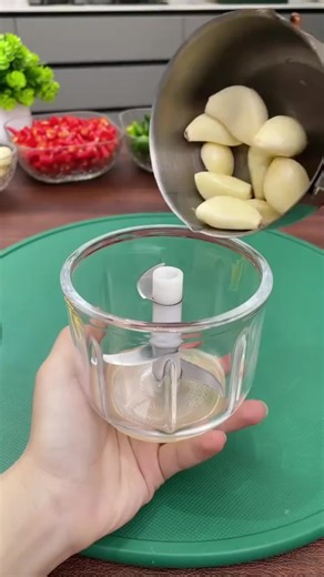 Portable USB Rechargeable Cookware for On-the-Go Meals