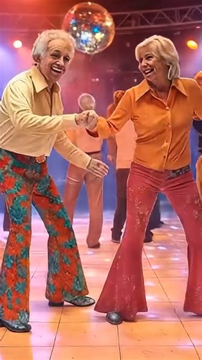 Dancing in the Streets 1960 Twist Returns with Energy #dance #agt #americangottalent | 𝓛𝓸𝓿𝓮