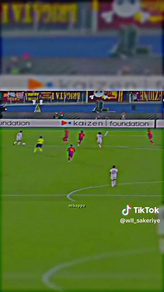 Giroud: Un Gardien En Action