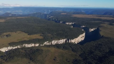 Experience the Magic of Brazil: Stunning Locations You Can’t Miss