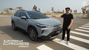 3.5K views · 3.1K reactions | ໃໝ່! Toyota Corolla Cross Hybrid EV...