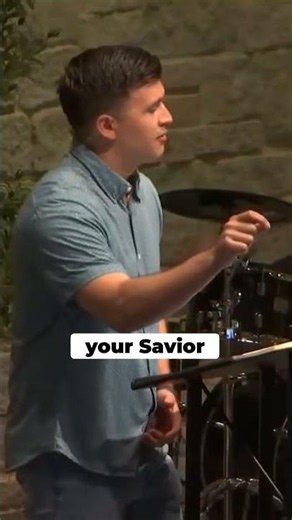 Choosing to Praise God Through Every Circumstance