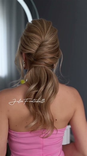 Bridal hairstyle tutorial